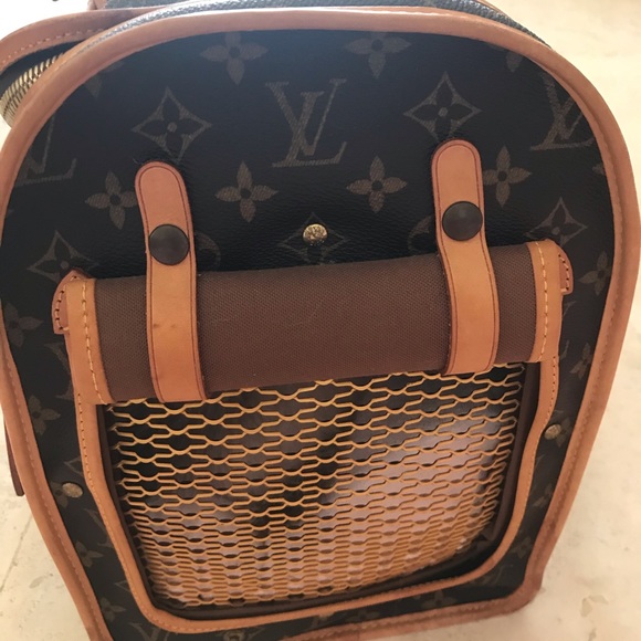 🐕🦺Louis Vuitton Pet Carrier 🐕🦺 - Picture 8 of 12